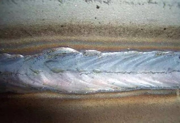 激光焊接机焊接时如何避免出现热损伤区？