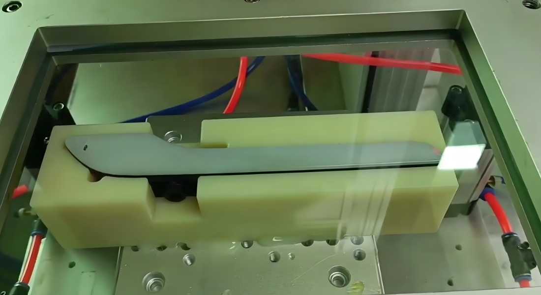 塑料激光焊接机：热塑性材料和改性工程塑料无损焊接