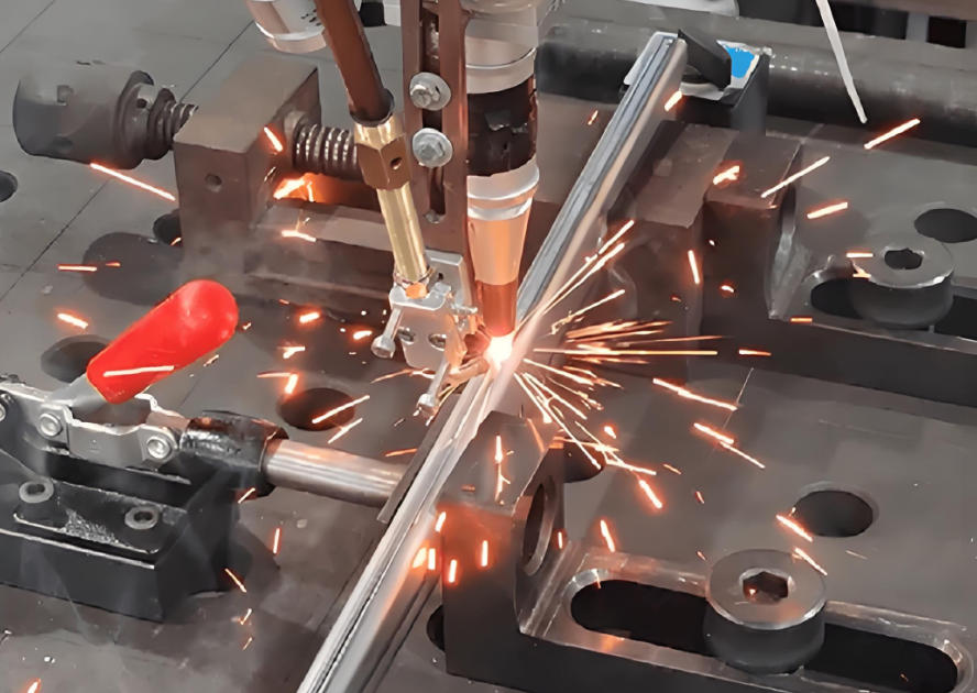 脉冲激光焊接机的焊接灵活性如何? 脉冲激光焊接机的焊接灵活性如何?