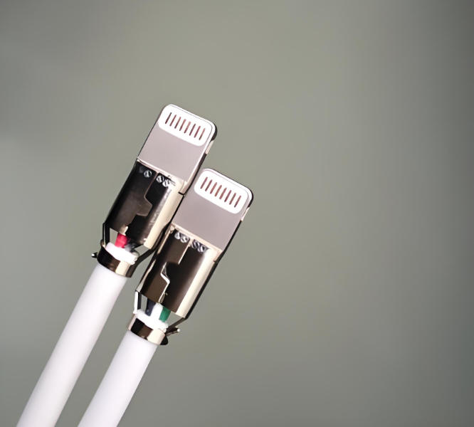 数据线激光焊接机：精密焊接新选择，助力产线提质增效